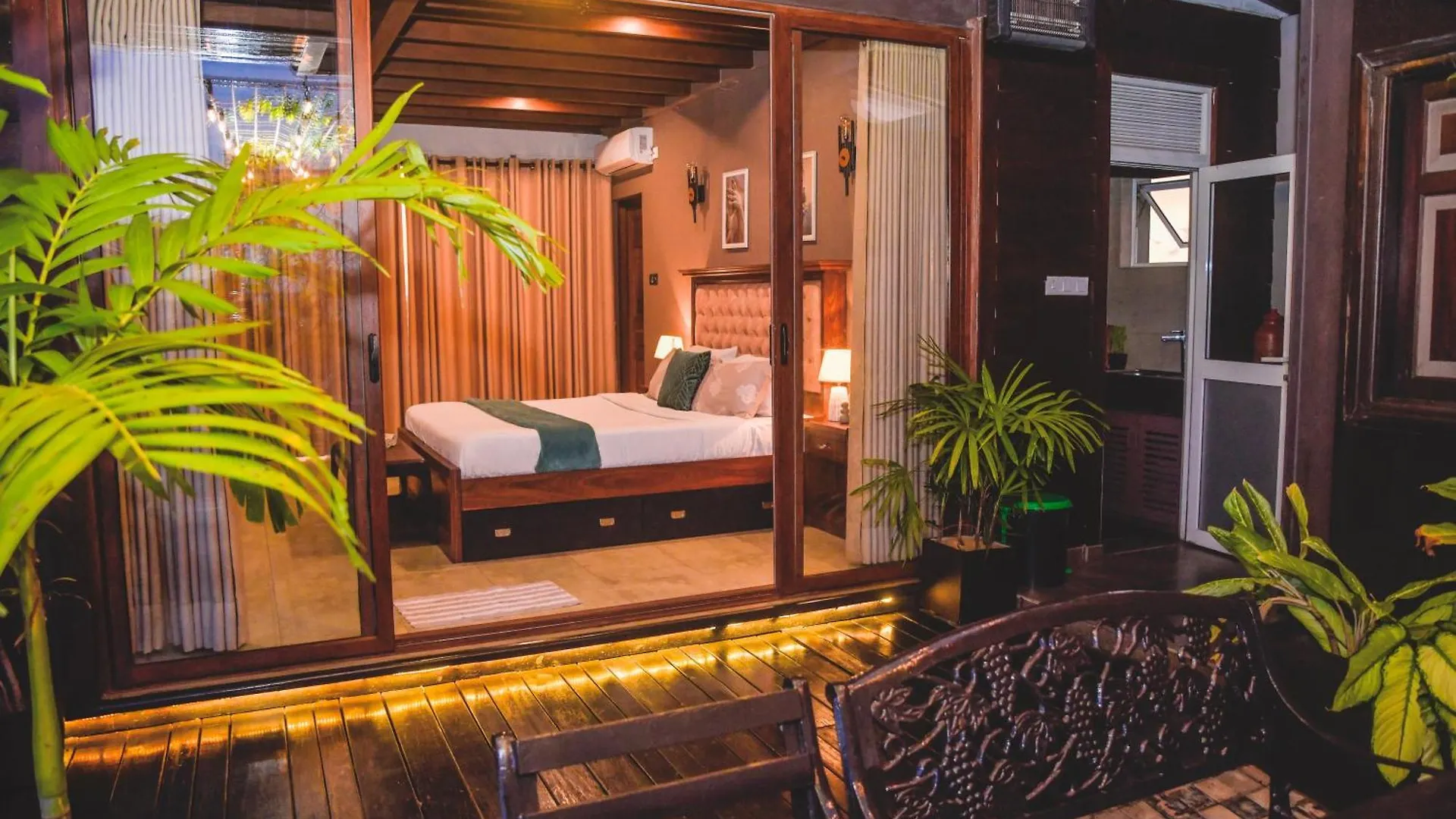 Luxury Boutique Penthouse - Penton45 Apartment Negombo Sri Lanka