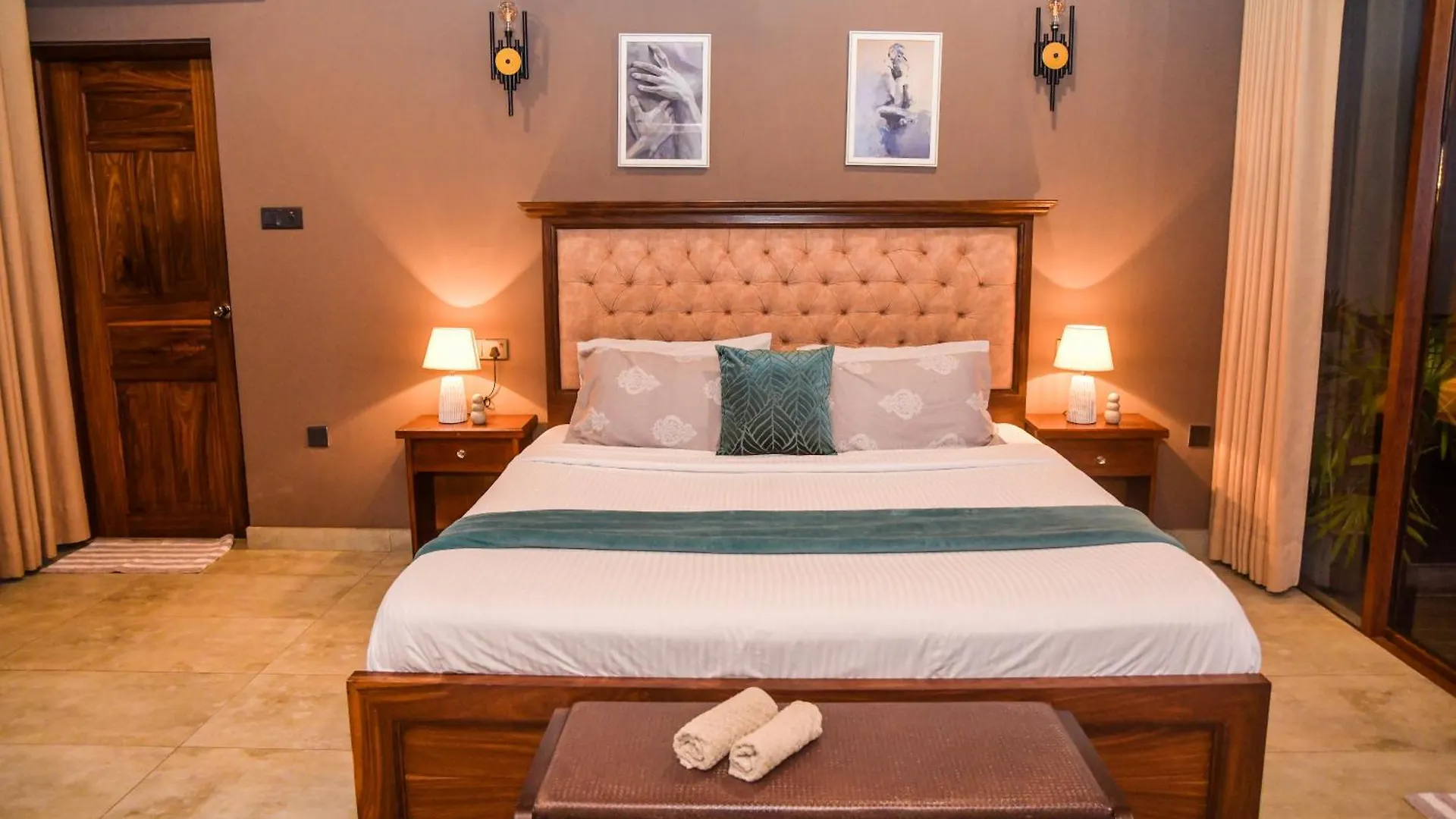 Luxury Boutique Penthouse - Penton45 Apartment Negombo