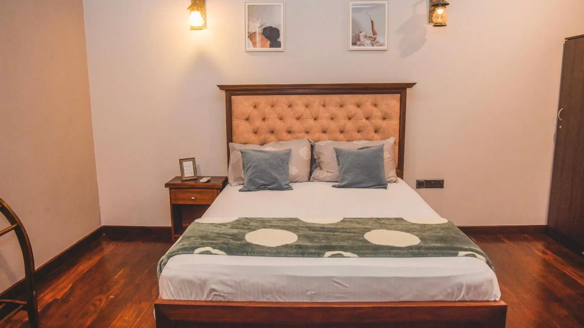 Luxury Boutique Penthouse - Penton45 Apartment Negombo 0*,  Sri Lanka
