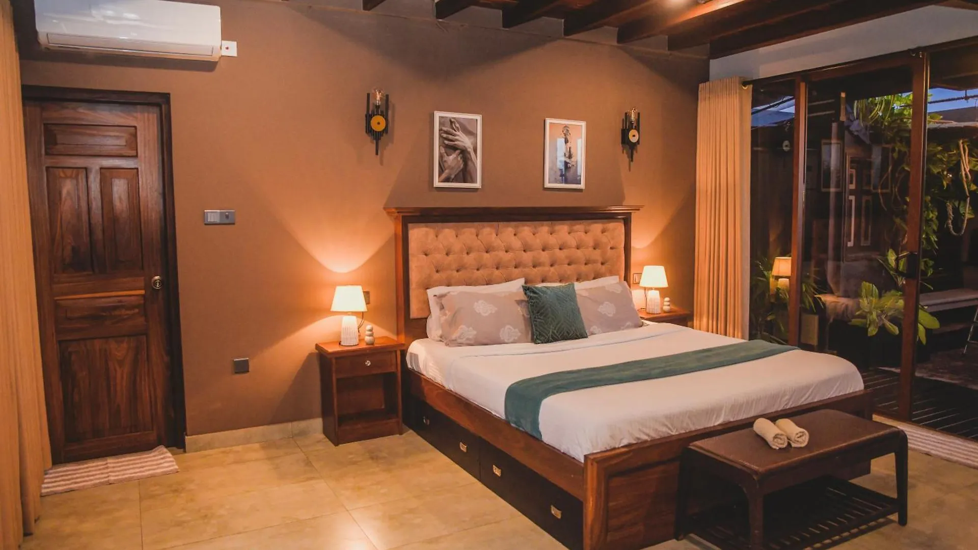 Luxury Boutique Penthouse - Penton45 Apartment Negombo