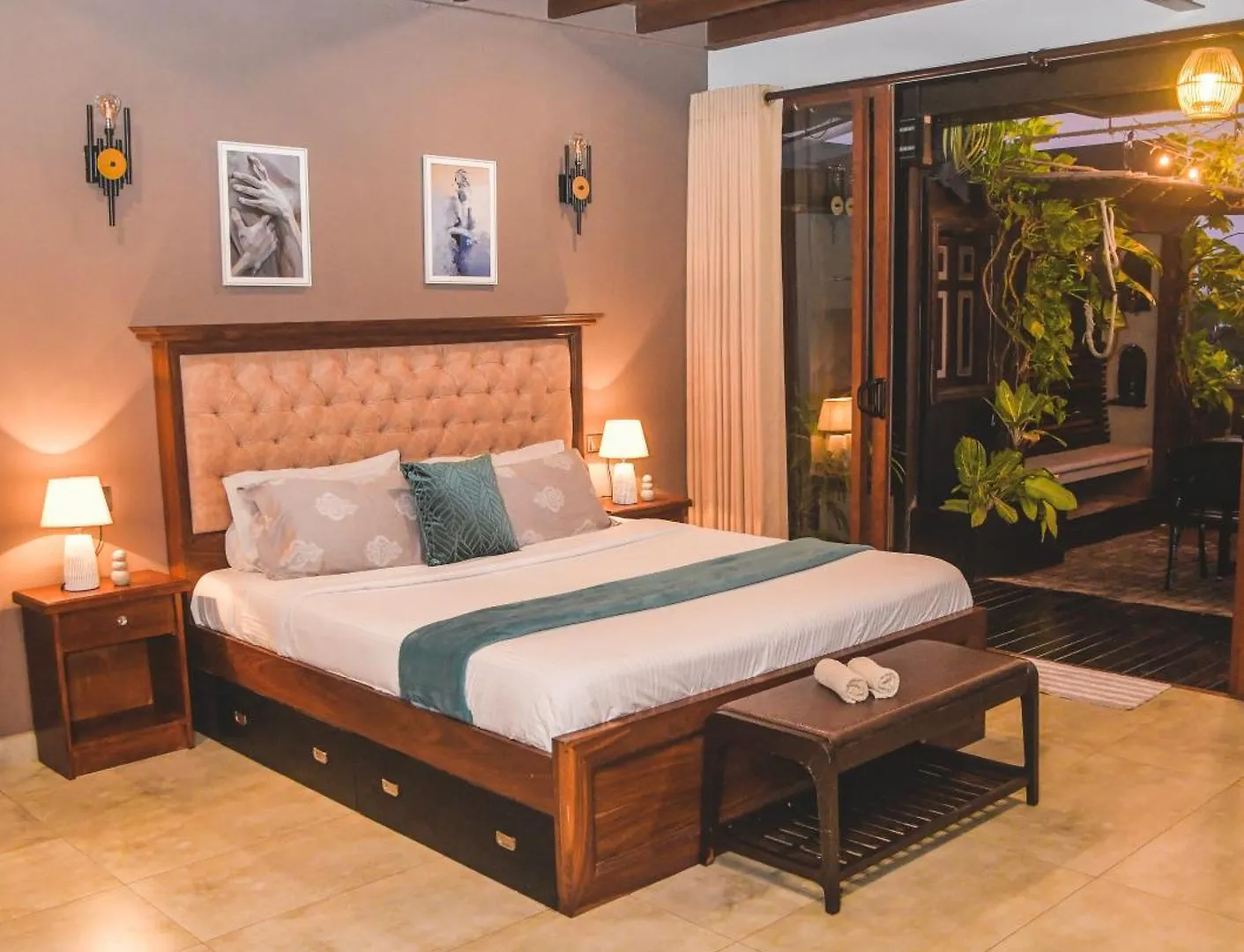 Luxury Boutique Penthouse - Penton45 Apartment Negombo Sri Lanka