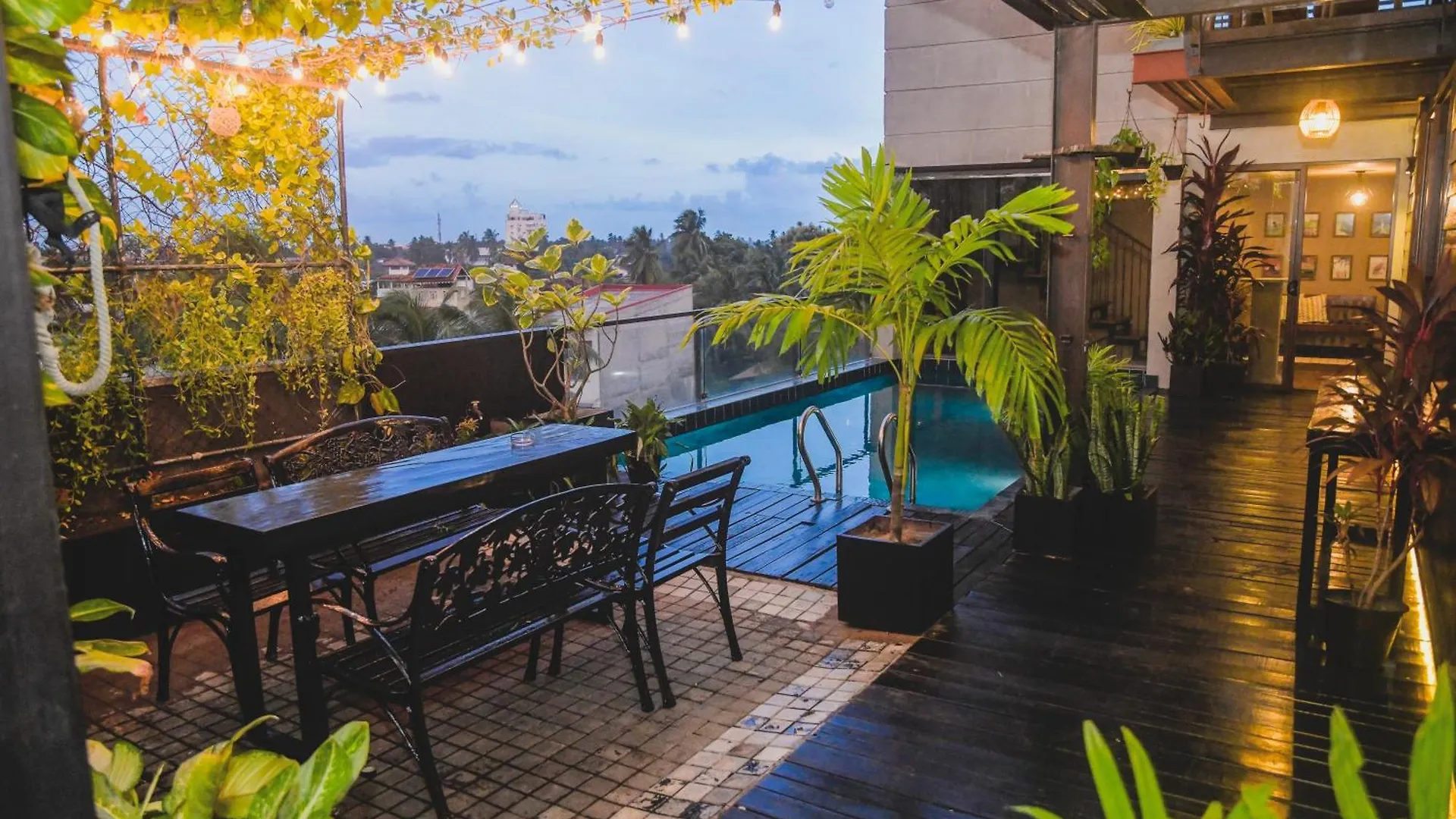 Luxury Boutique Penthouse - Penton45 Apartment Negombo 0*,  Sri Lanka